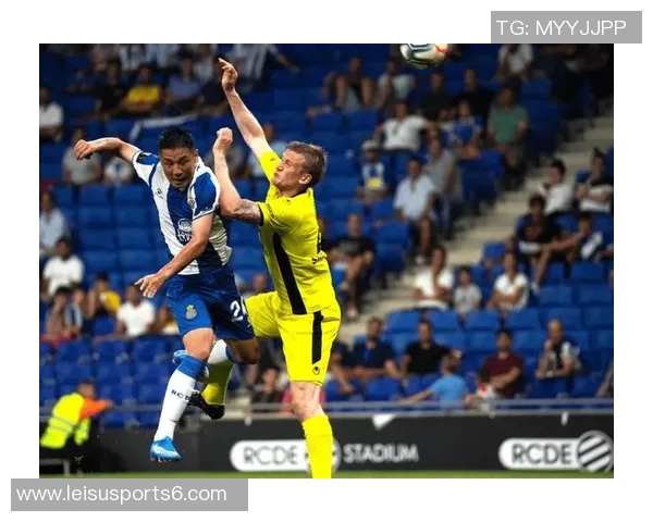 西班牙人与米兰德斯的激烈对决揭示足球战术与团队合作的魅力